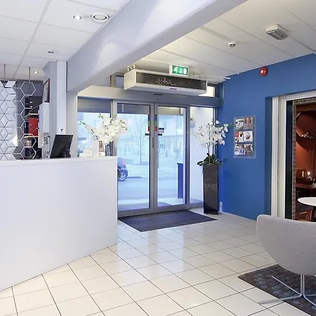 利勒斯特罗姆松恩酒店 3* 利勒斯特罗姆